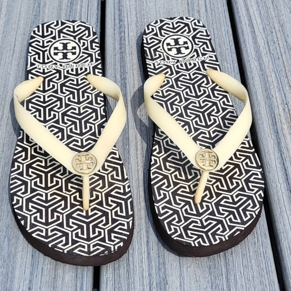 Tory Burch Geometric Brown & Cream Thong Flip Flop Sandal Size 9/10 - Picture 1 of 8